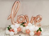 Love mit organic Ballons Tischdeko